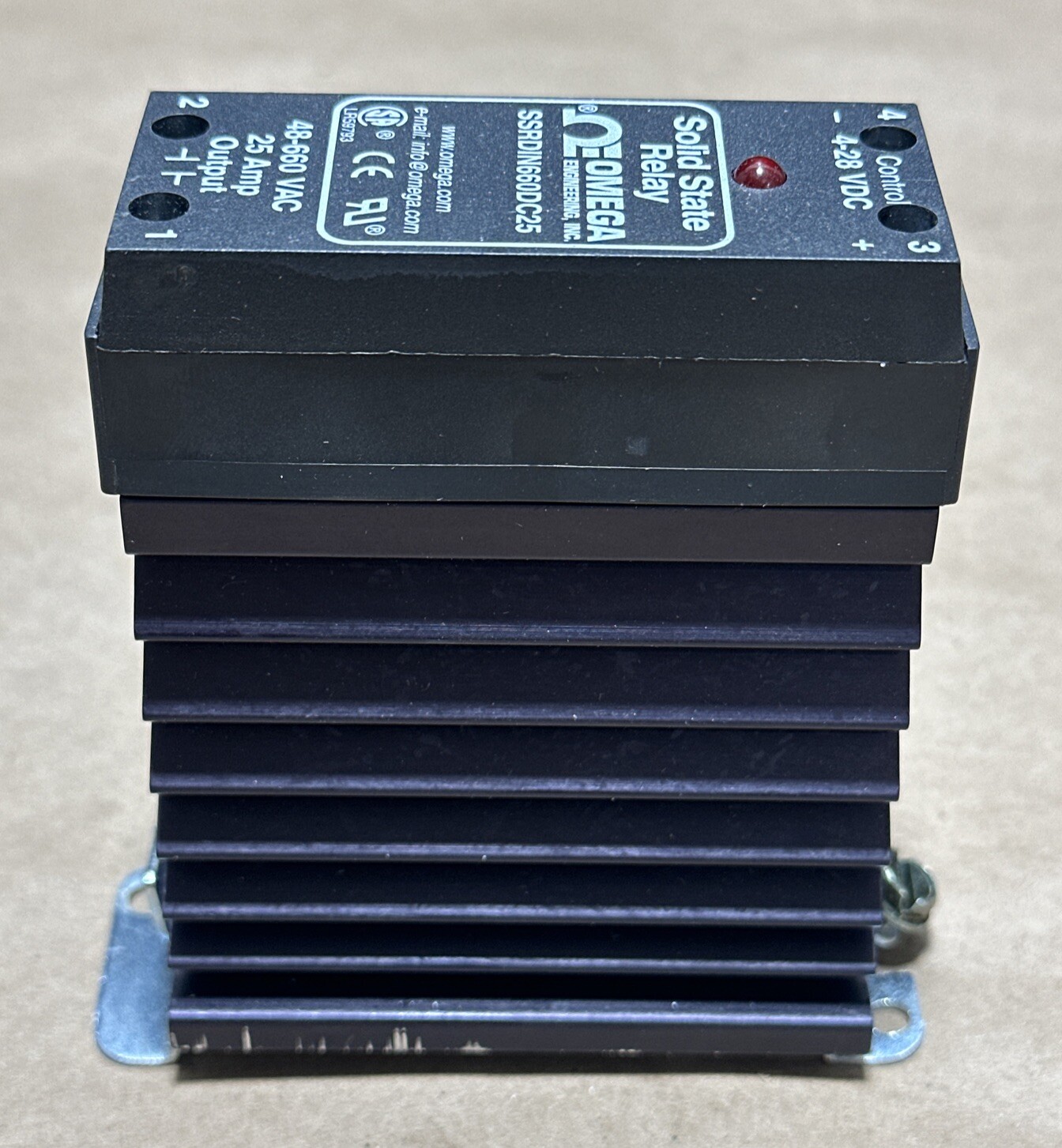 NEW OPEN BOX- Omega SSRDIN660DC25 Solid State Relay 48/660VAC 25Amp || WARRANTY!