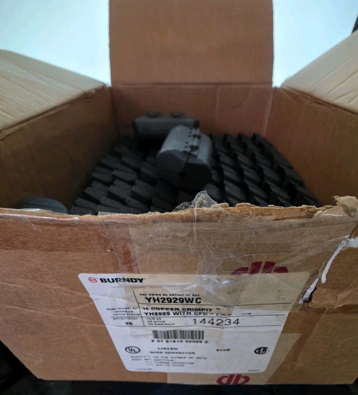 USED BURNDY YH292CWC Flame Retardant Cover – Black BOX OF 42 – U.S. SELLER