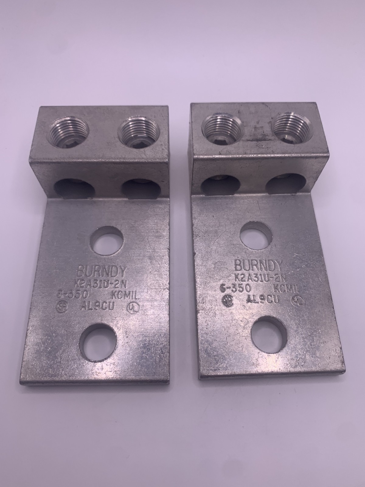 Burndy KA31U2N Aluminum Universal Terminal 2 Hole, 6 AWG 2 Screw Lug (LOT OF 2)