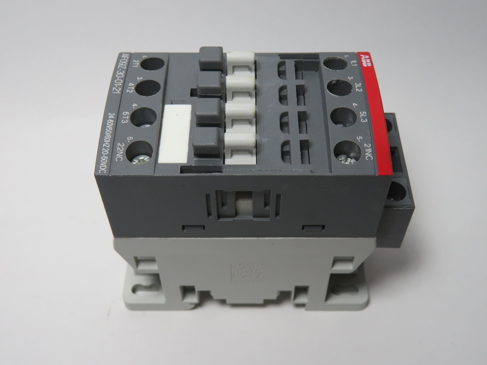 ABB AF09Z-30-01-21 CONTACTOR 600VAC 25A 3PH 24-60V 50/60HZ 20-60VDC