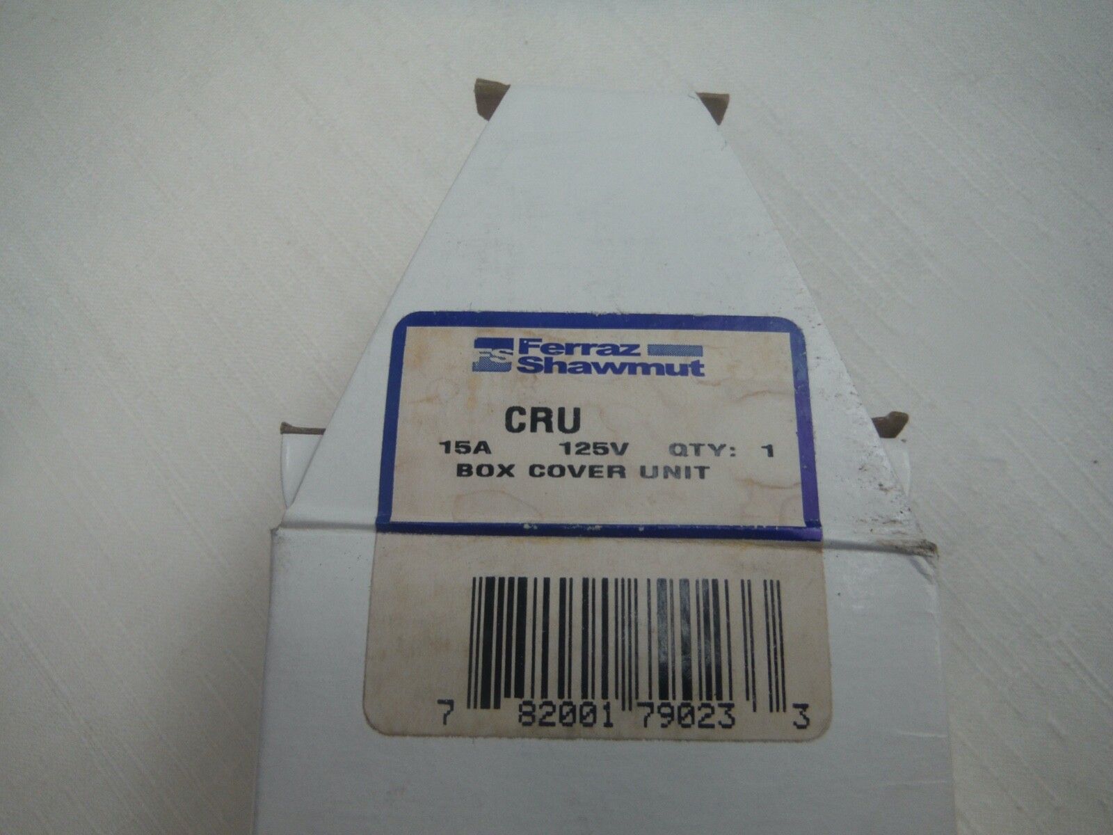 Ferraz Shawmut Circuit Breaker and Receptacle 15A and 125V a set of 20 units
