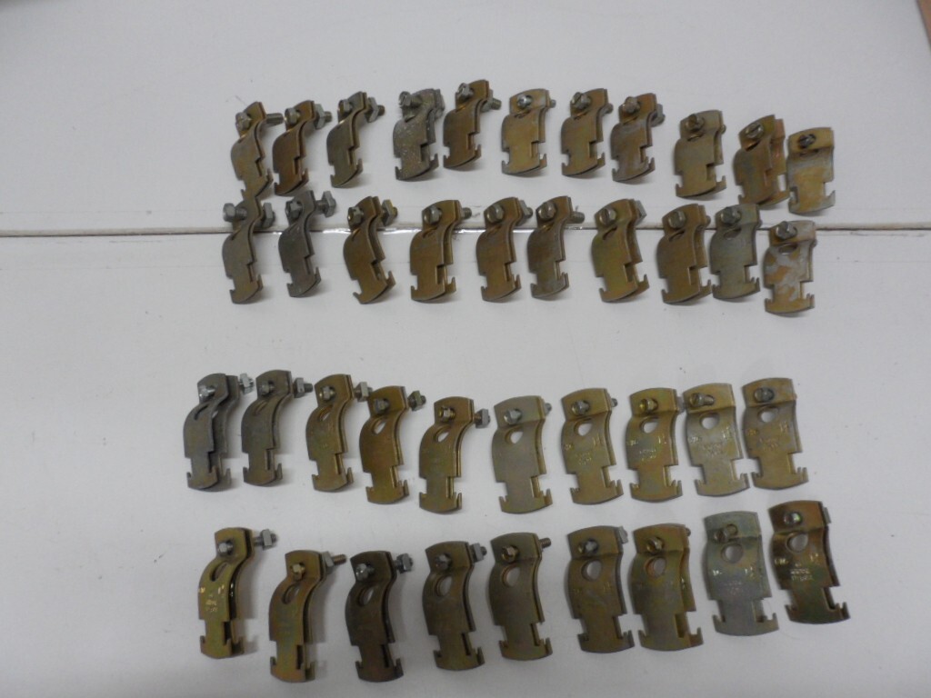 NOS Lot of (40) Kindorf & Steel City C-105 1-1/4″ 1-5/8″ OD Steel Strut Straps