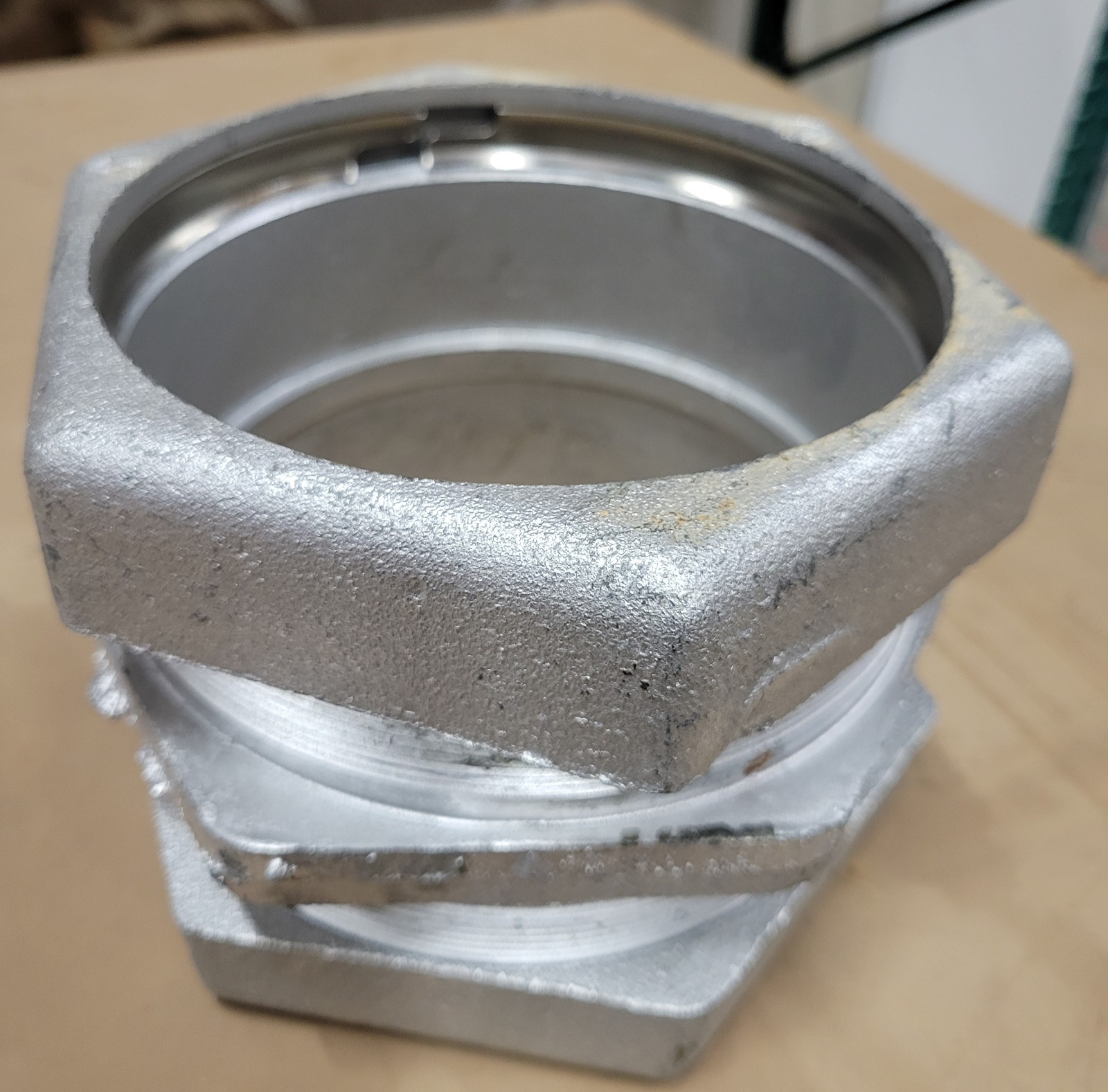 5″ RIGID COMPRESSION COUPLING MALLEABLE IRON EFC 30-500