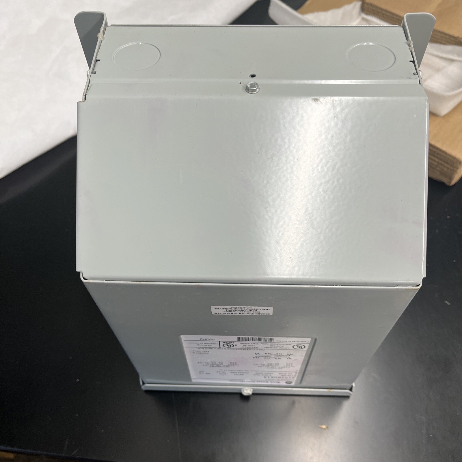 ABB GE Buck Boost Transformer 9T51B0813 TYPE QB 3KVA 1PH 40C AMB PRI 240-480VAC