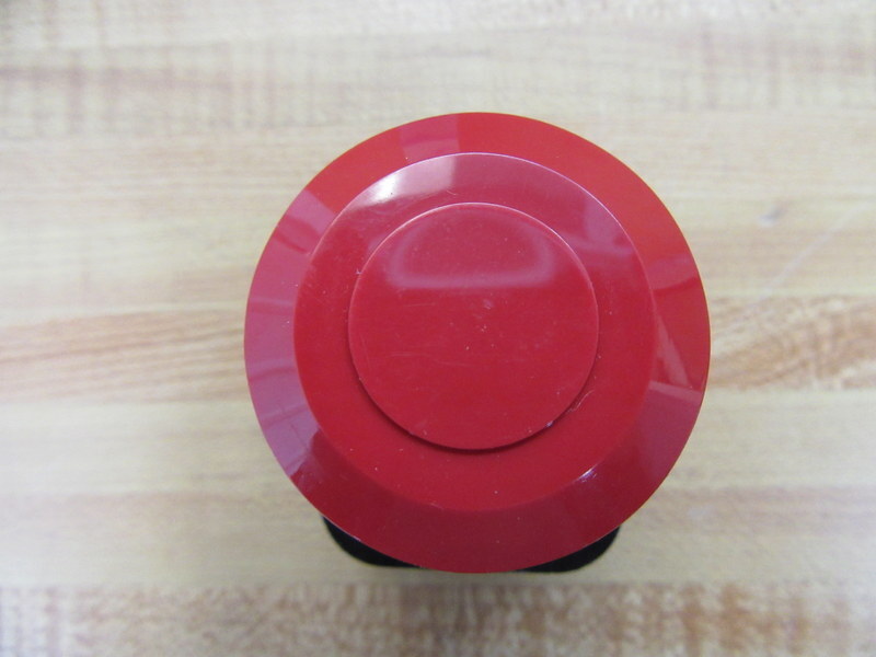 Allen Bradley 800T-FX6D4 Button 800TFX6D4 Ser T 800T-XD4 (Pack of 3)
