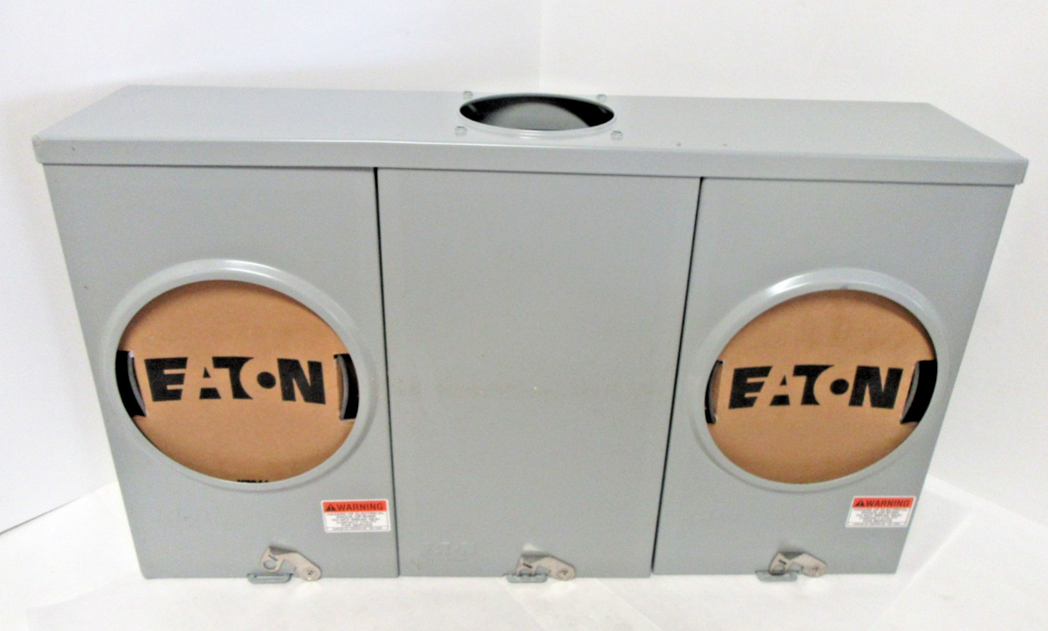 Eaton 2-Gang 200A 600V Single-Phase Horizontal Ganged Meter Socket 1004401BCH