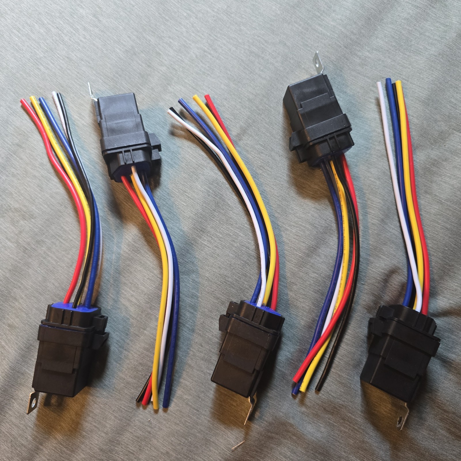 4-PIN 40/30 AMP 12 V DC Waterproof Relay Kit Harness Socket – Heavy Duty 12 AWG