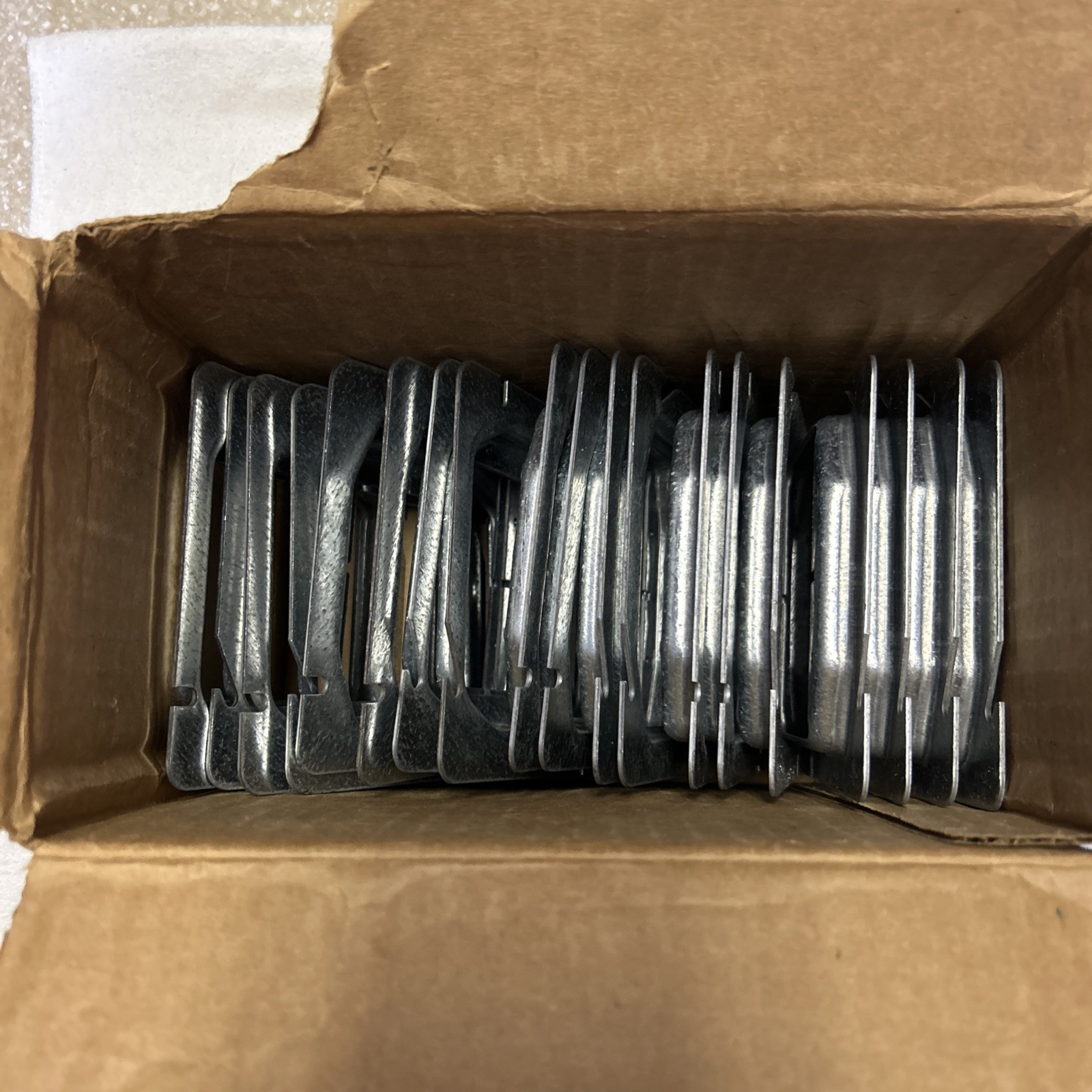 Eaton Crouse-Hinds Series 4-11/16″ Two Device Square Cover TP584 NOS Lot Of 18