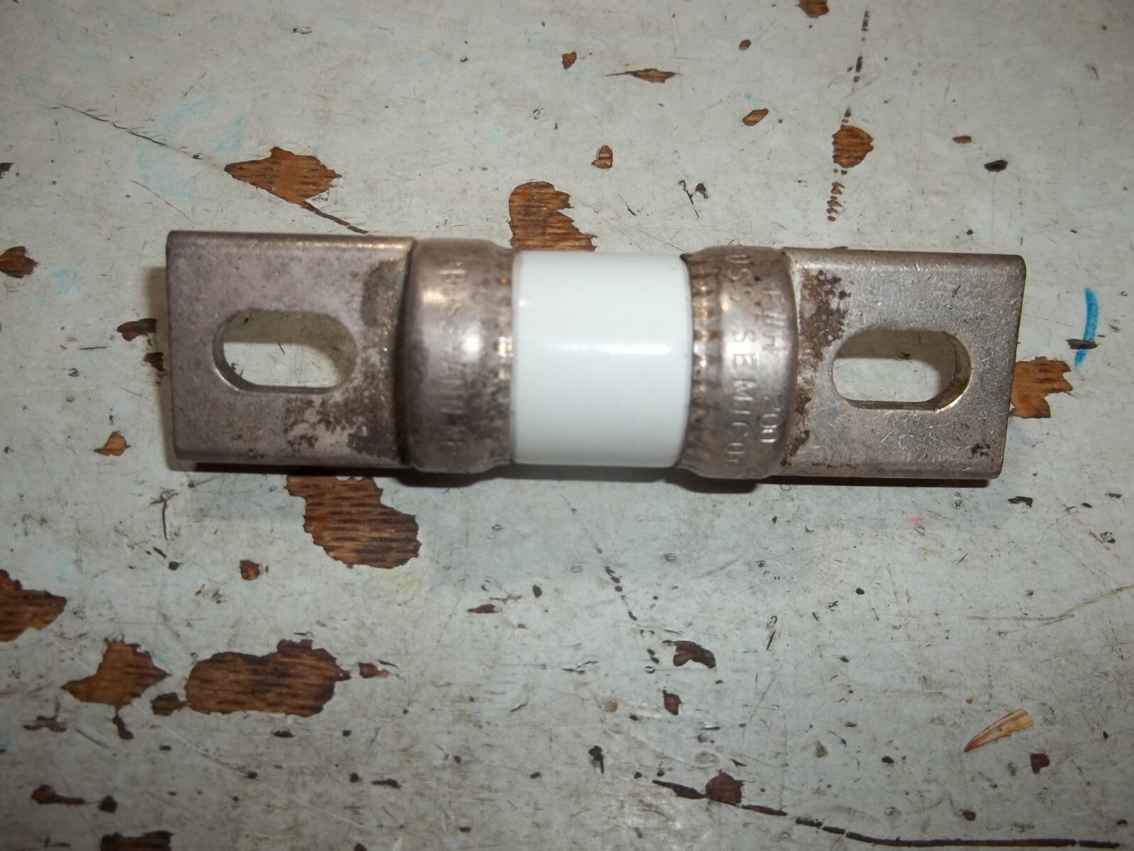 BUSS BUSSMANN SEMICONDUCTOR FUSE FWH 200 200A 200AMP AMP (BIN181)