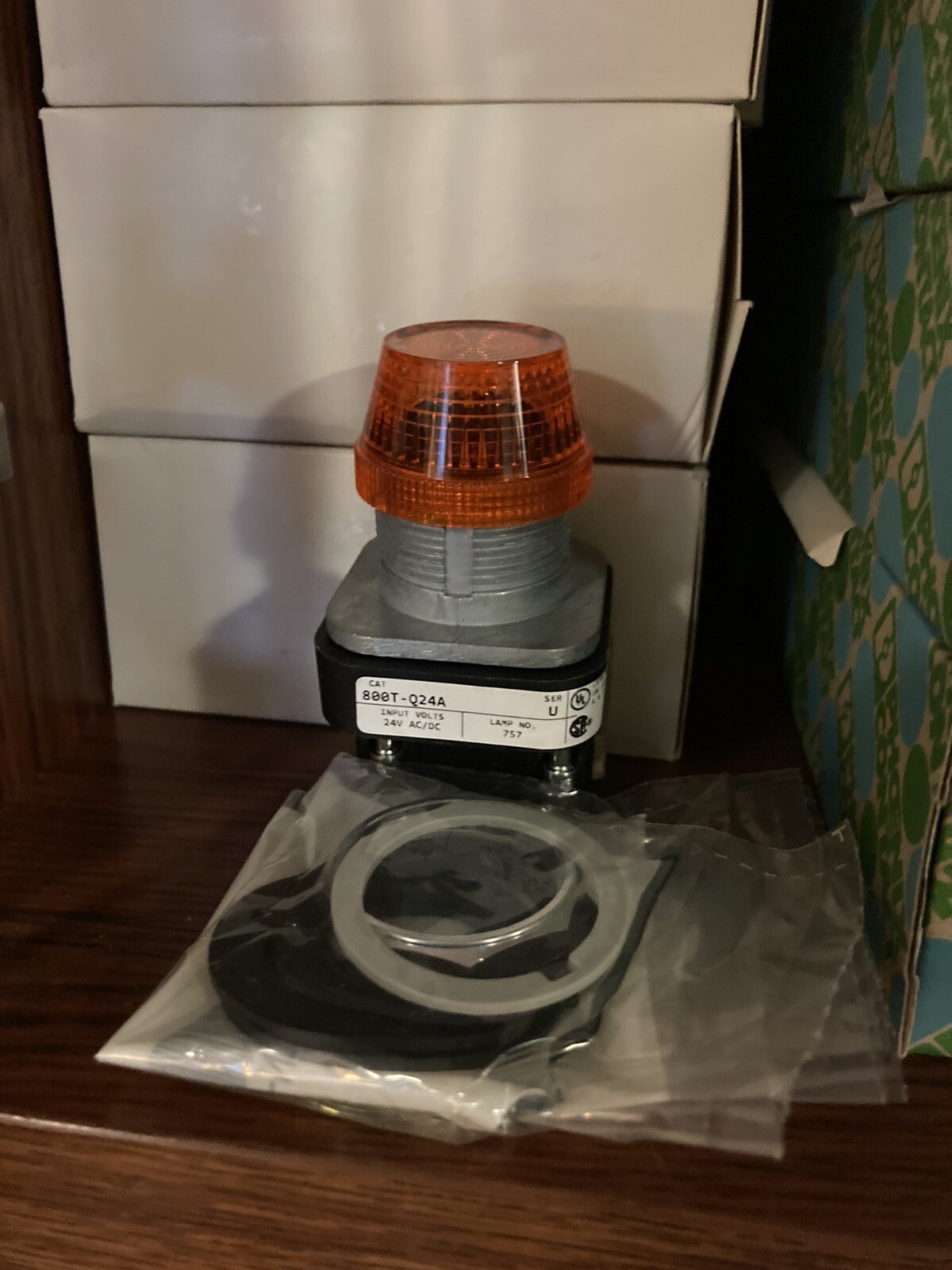 Allen Bradley 800T 30mm Pilot Light-Amber/#800T-Q24A