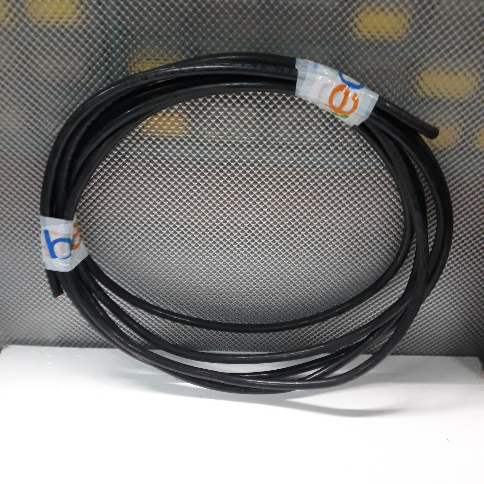 Southwire 2 AWG 16-Ft Copper Wire SIMpull THHN Black