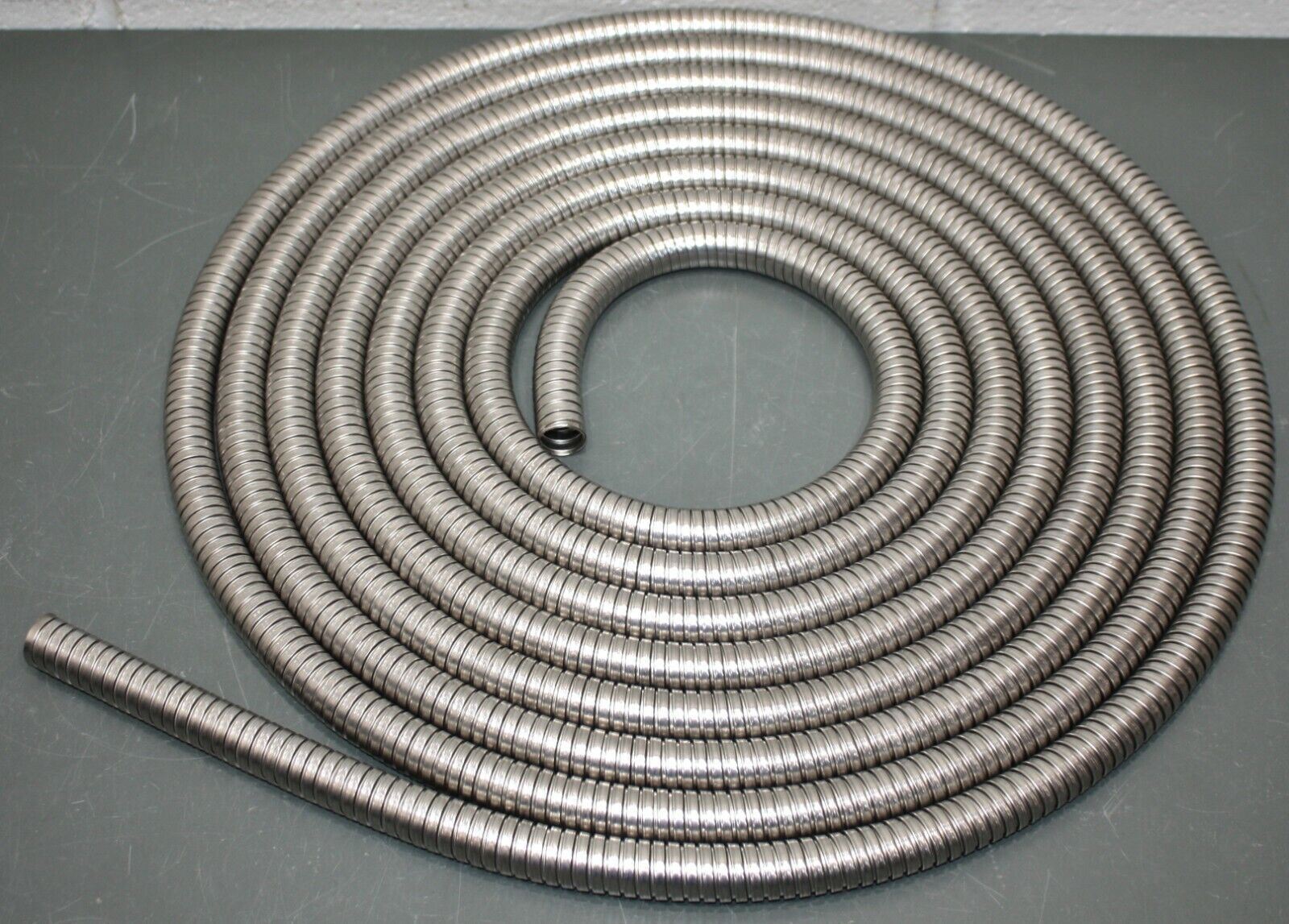 (25 ft) Calbrite 1/2″ Flexible Conduit S60500CTFX, Bare 316 Stainless Steel, LT