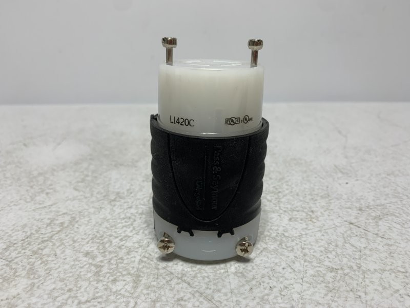 Legrand L1420-C Connector 20A 125/250V 3P4W