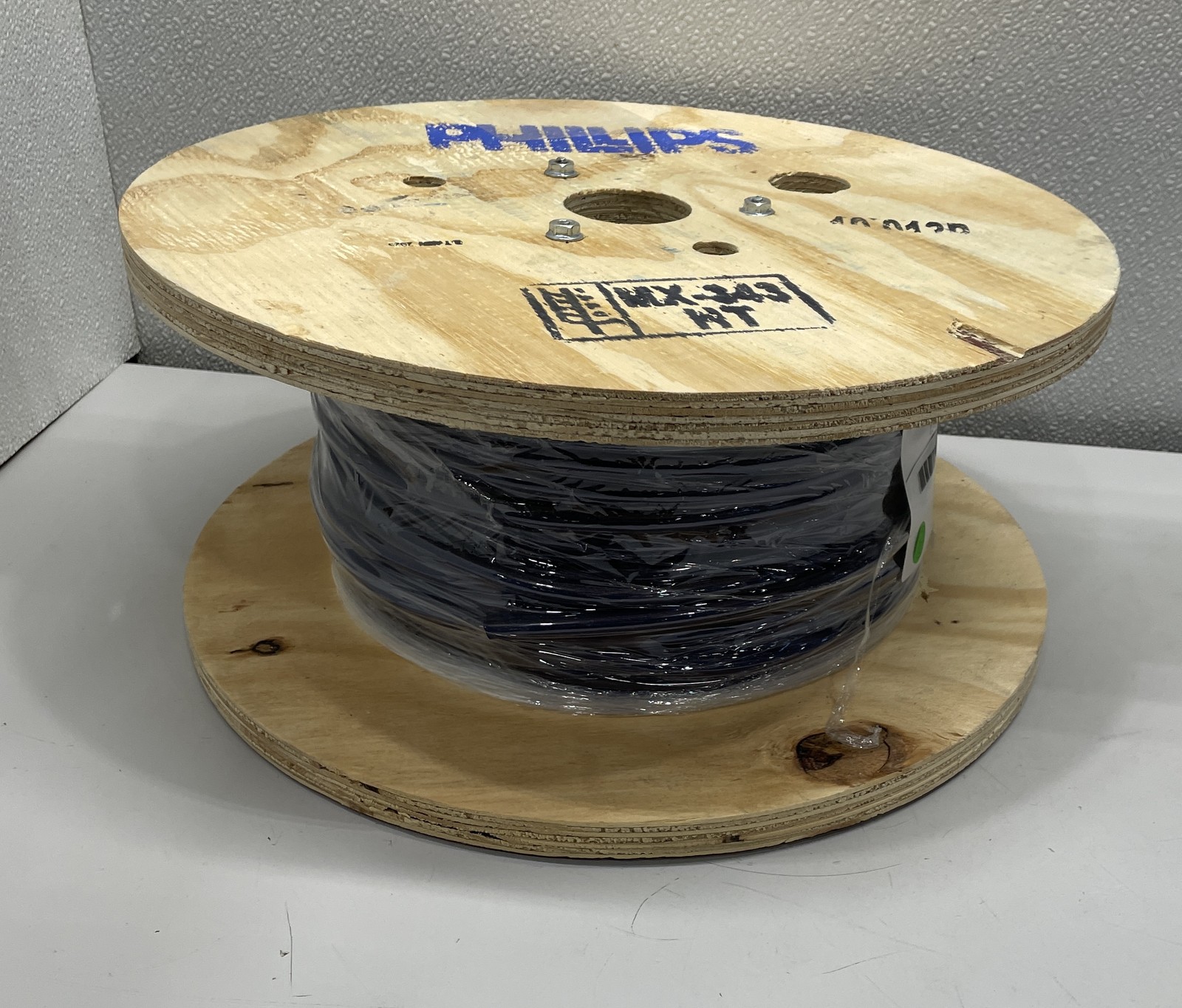 Phillips 250′ 3/14 Gauge Spool Arctic Superflex Trailer Cable Dark Blue 3663