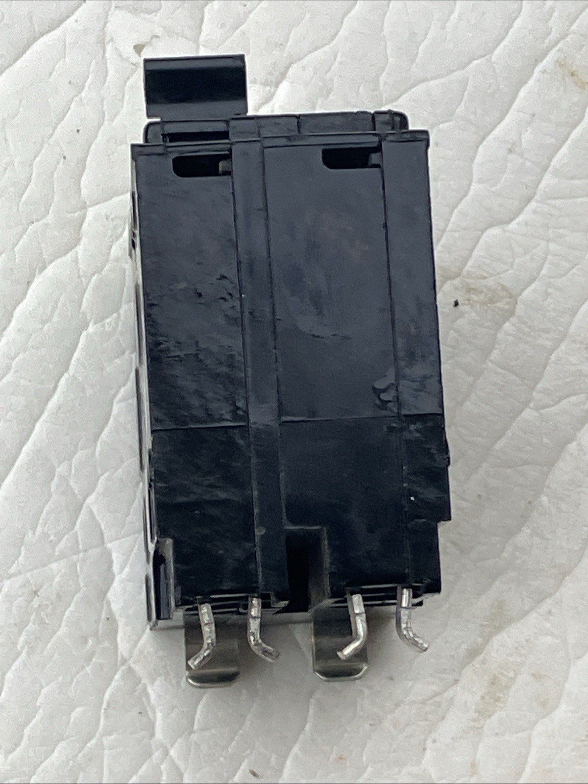 SQUARE D 70 Amp 2 Pole 120/240 volts Circuit Breaker QO270 Black w trip flag