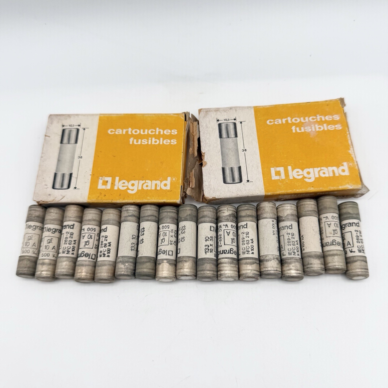 Legrand 13310 Cartridge Fuse 10A 500VAC gG 10×38 Ceramic HRC Lot of 17 NOS