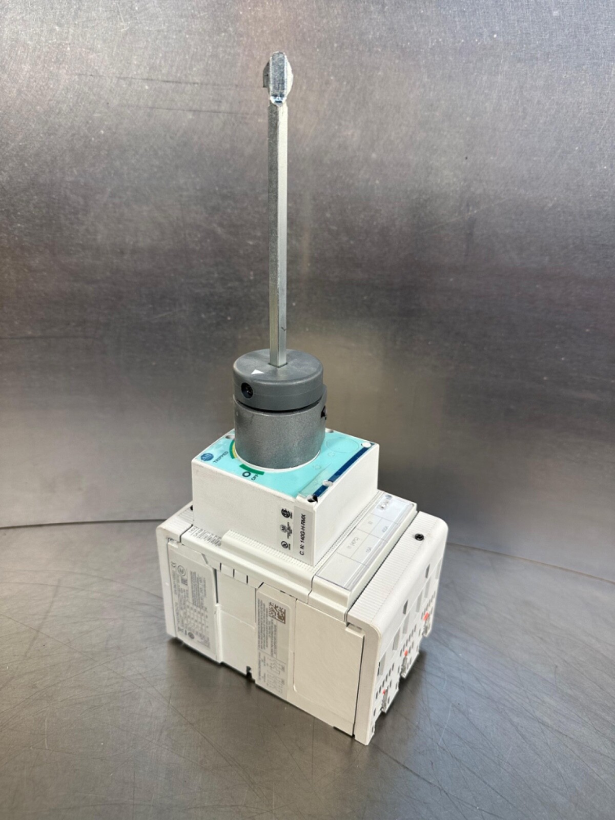 Allen-Bradley 140G-H6C3-C15 w/ 140G-H-RMX Circuit Breaker (4C-32)