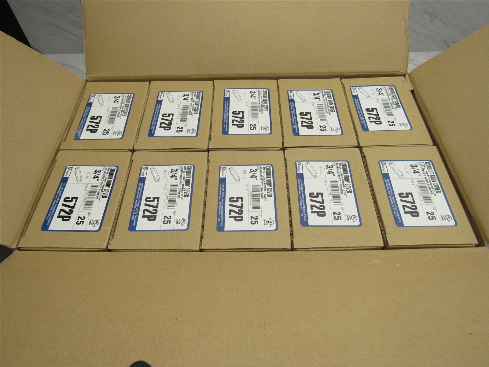 250 LOT NEW Topaz 572P Conduit Body Cover – Painted Hub Size-3/4″
