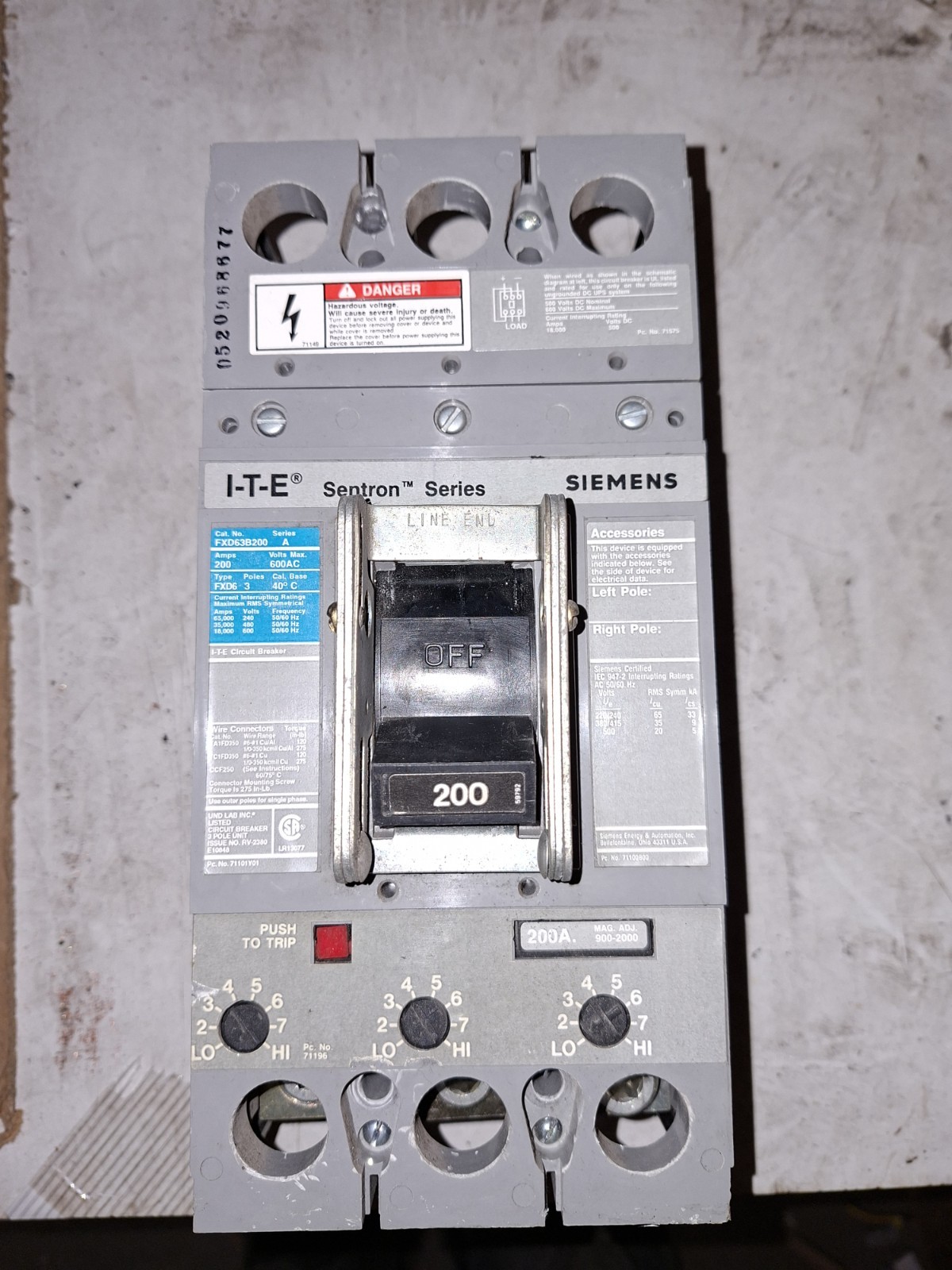 Siemens ITE FXD63B200 200a 3ph Breaker