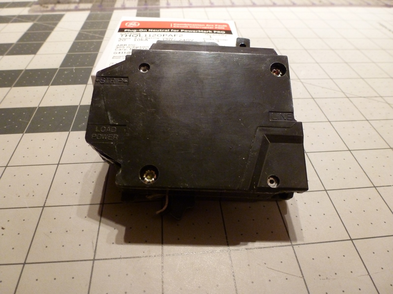 10 – GE THQL1120PAF2 Combo Arc Fault Circuit Breaker: 20A – 120/240V – 10kA -NEW