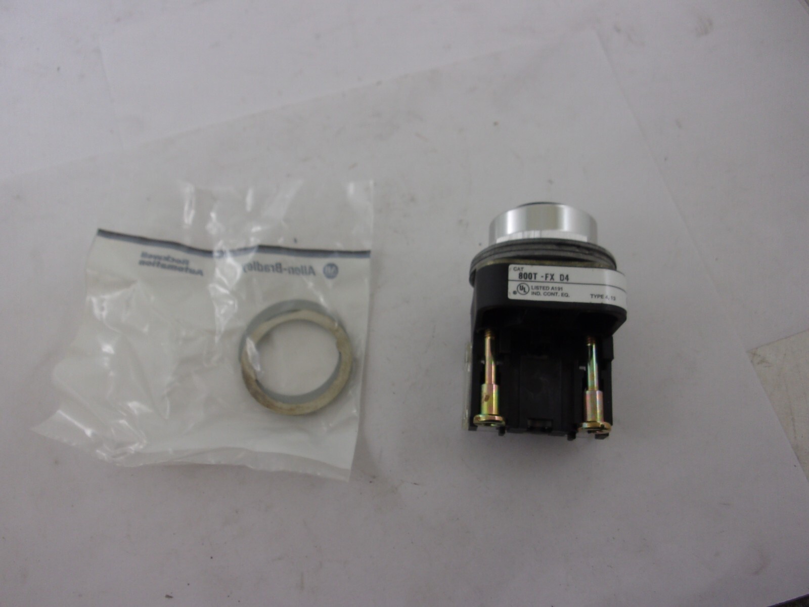 Allen Bradley 800T-FX6D4 E-STOP PB, No Red Cap ~ New