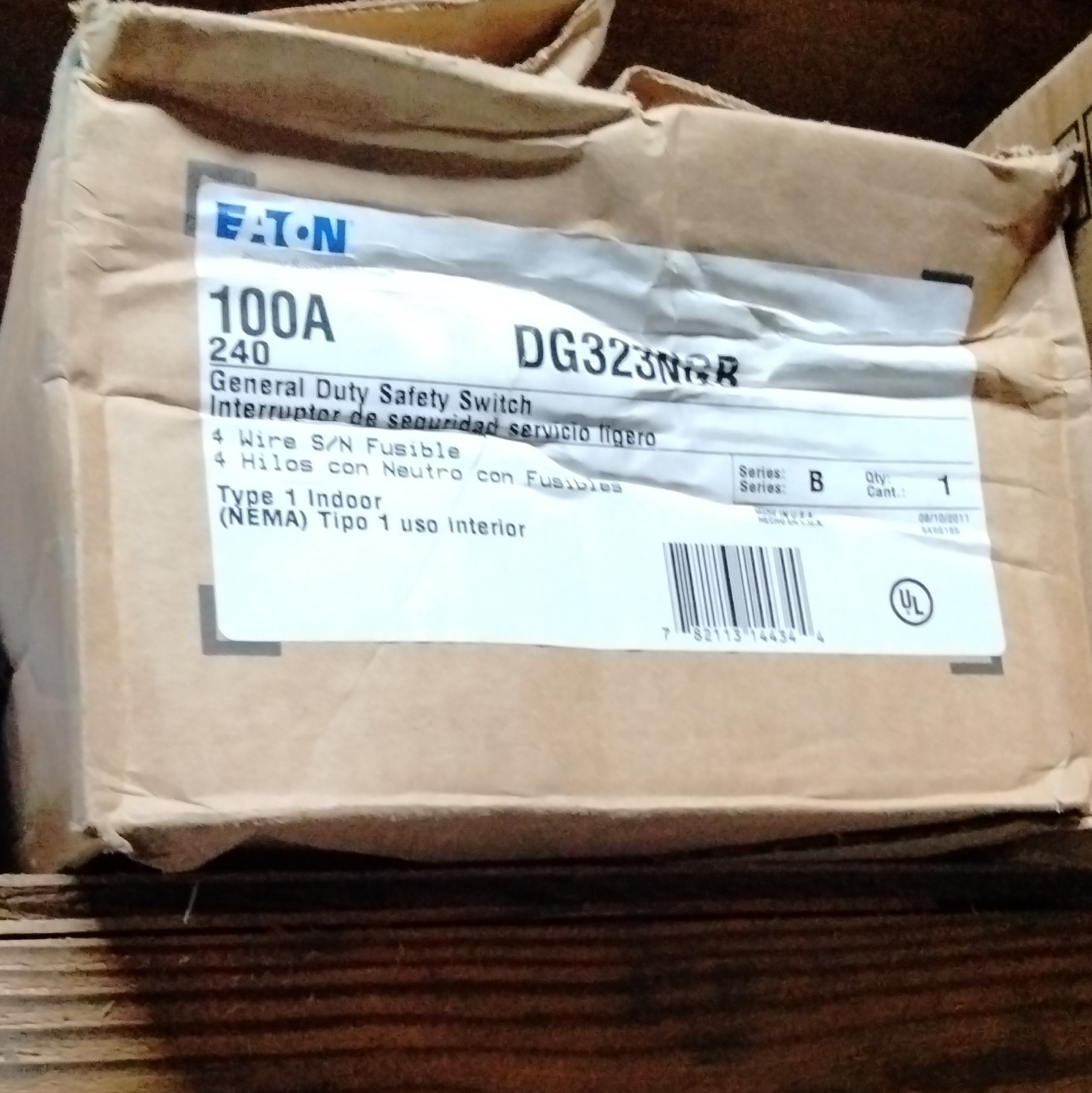 Eaton DG323NGR Safety Switch Disconnect 100A 240V Fusible Indoor Brown