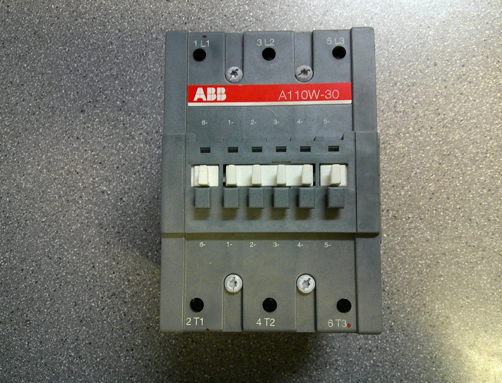 ABB A110W-30 WELDING ISOLATION CONTACTOR 120 VOLT COIL 3 POLE