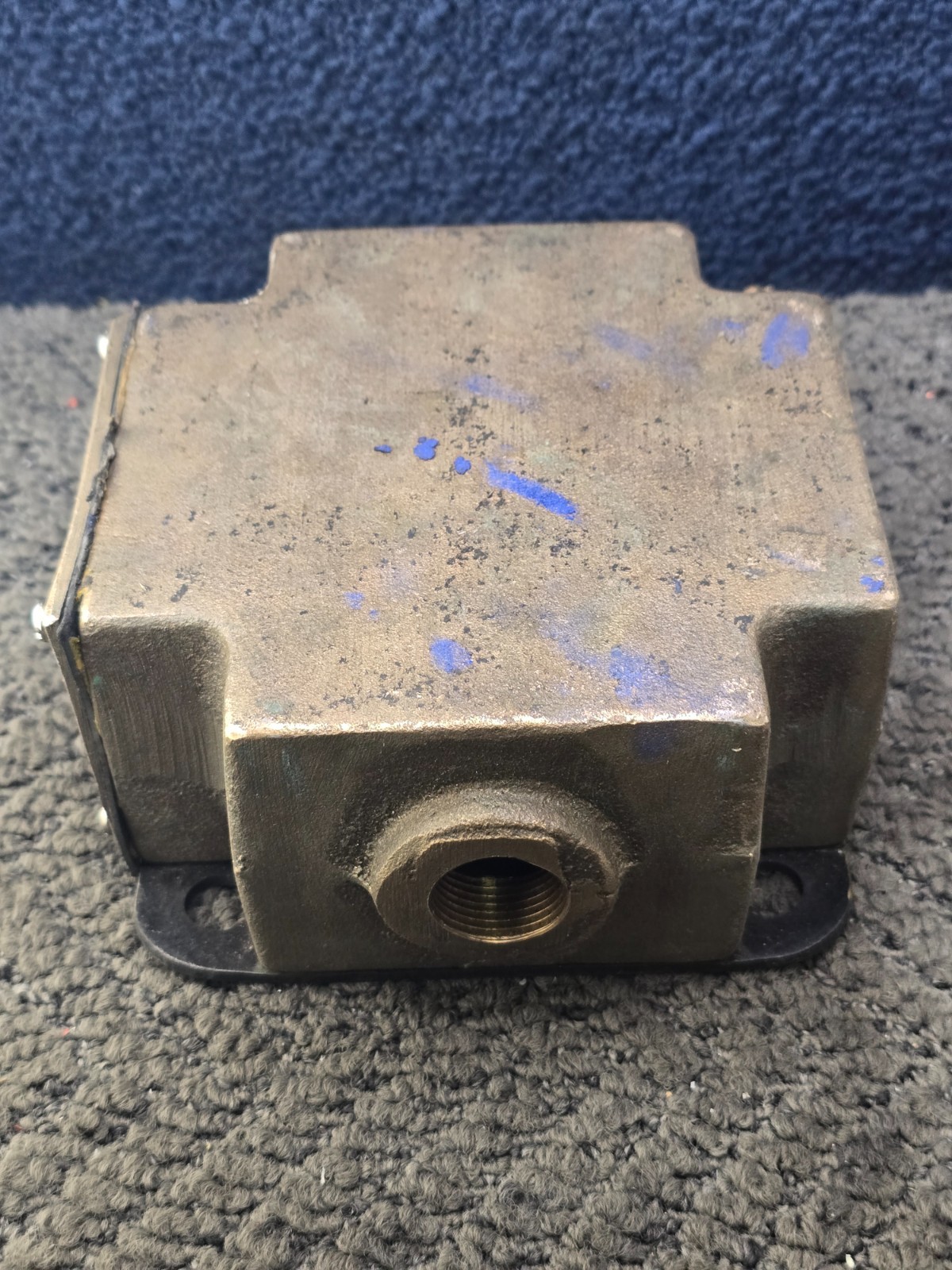 Roadway Manufacturing Heavy-Duty Cast Bronze Terminal Junction Box 3/4″ NPT Port