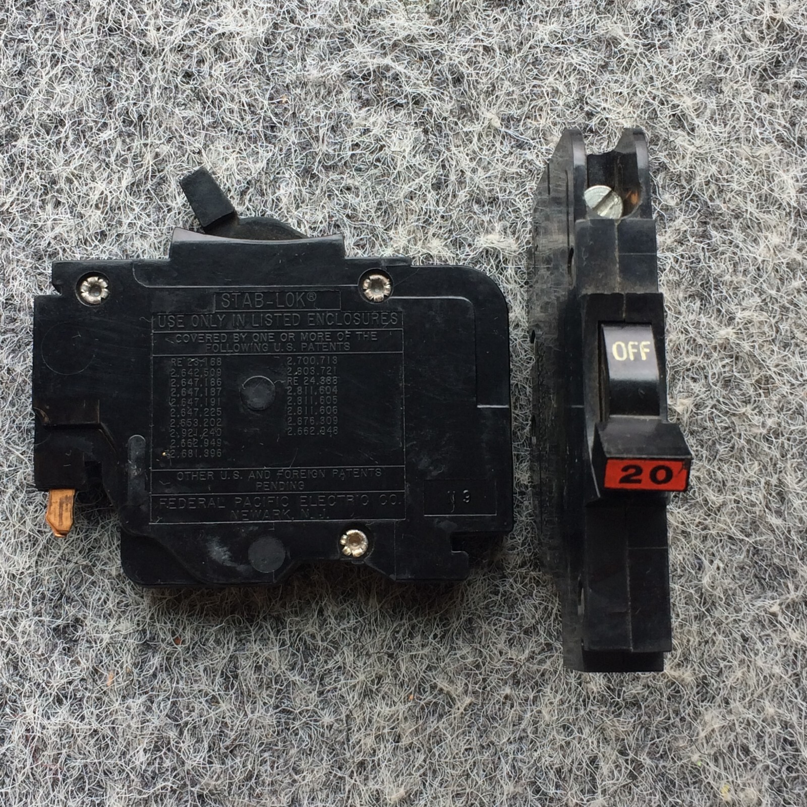 FPE 20 Amp 1 Pole 120v Chipped Circuit Breaker Black – NC120