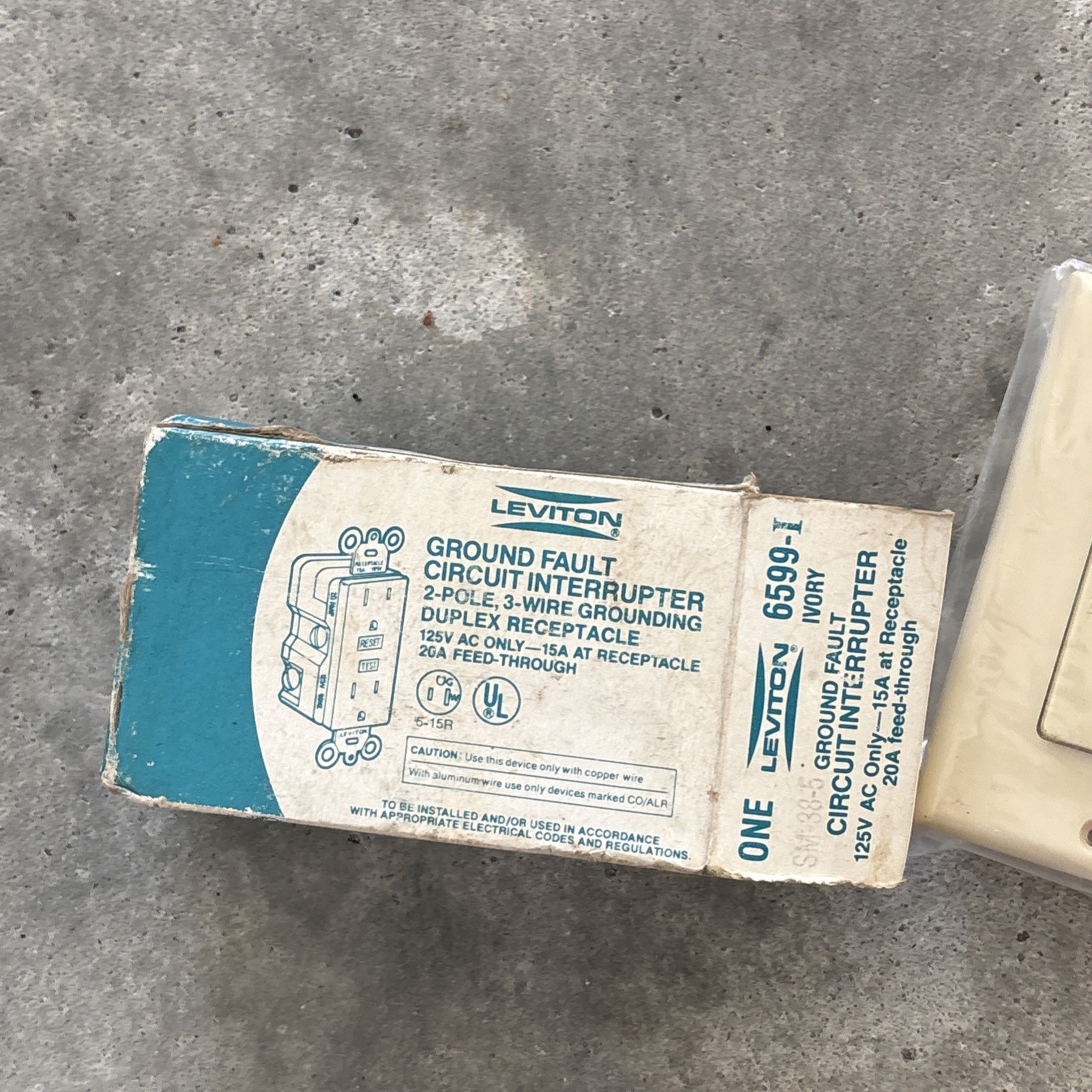 Leviton 6599-1 GFCI Outlet Receptacle 20A 125V Feed Thru Monochromatic