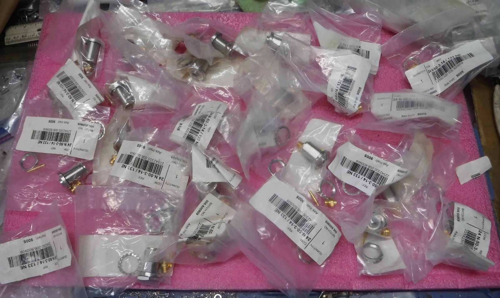 CHASSIS MOUNT “N’ CONNECTOR KIT UNINSTALLED COND. LOT 20+ FREE SHIPPING