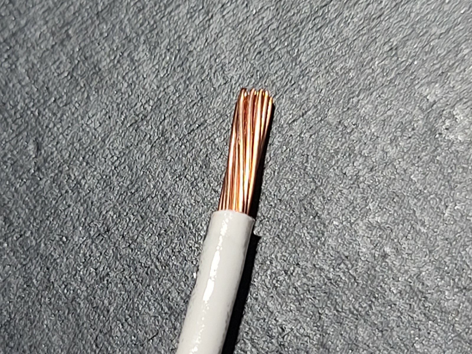 General Cable #12awg 19 Stranded THHN/THWN-2/MTW Building Wire White /100ft