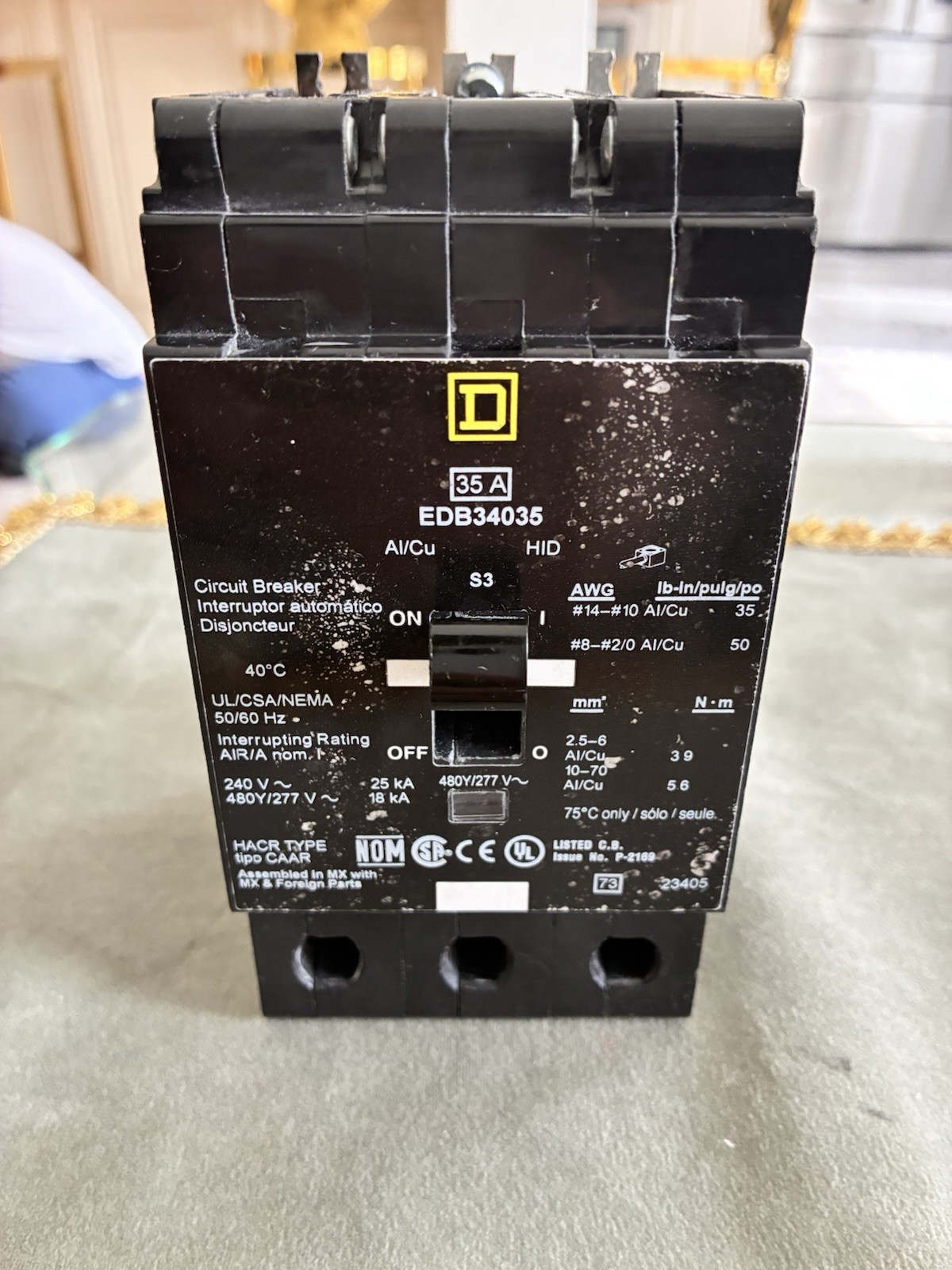 Square D EDB34035 Circuit Breaker
