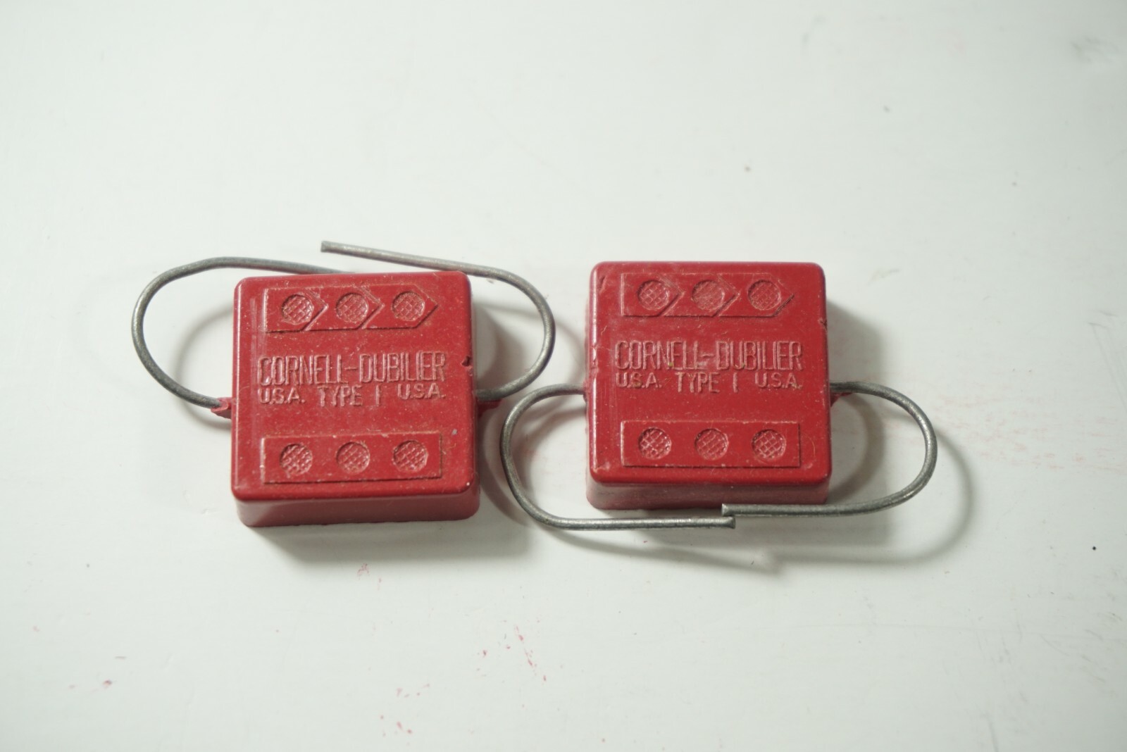 2 Pack Cornell Dubilier Type I Capacitor, CM30E, 272J03, FREE 2-3 Day Ship!!!