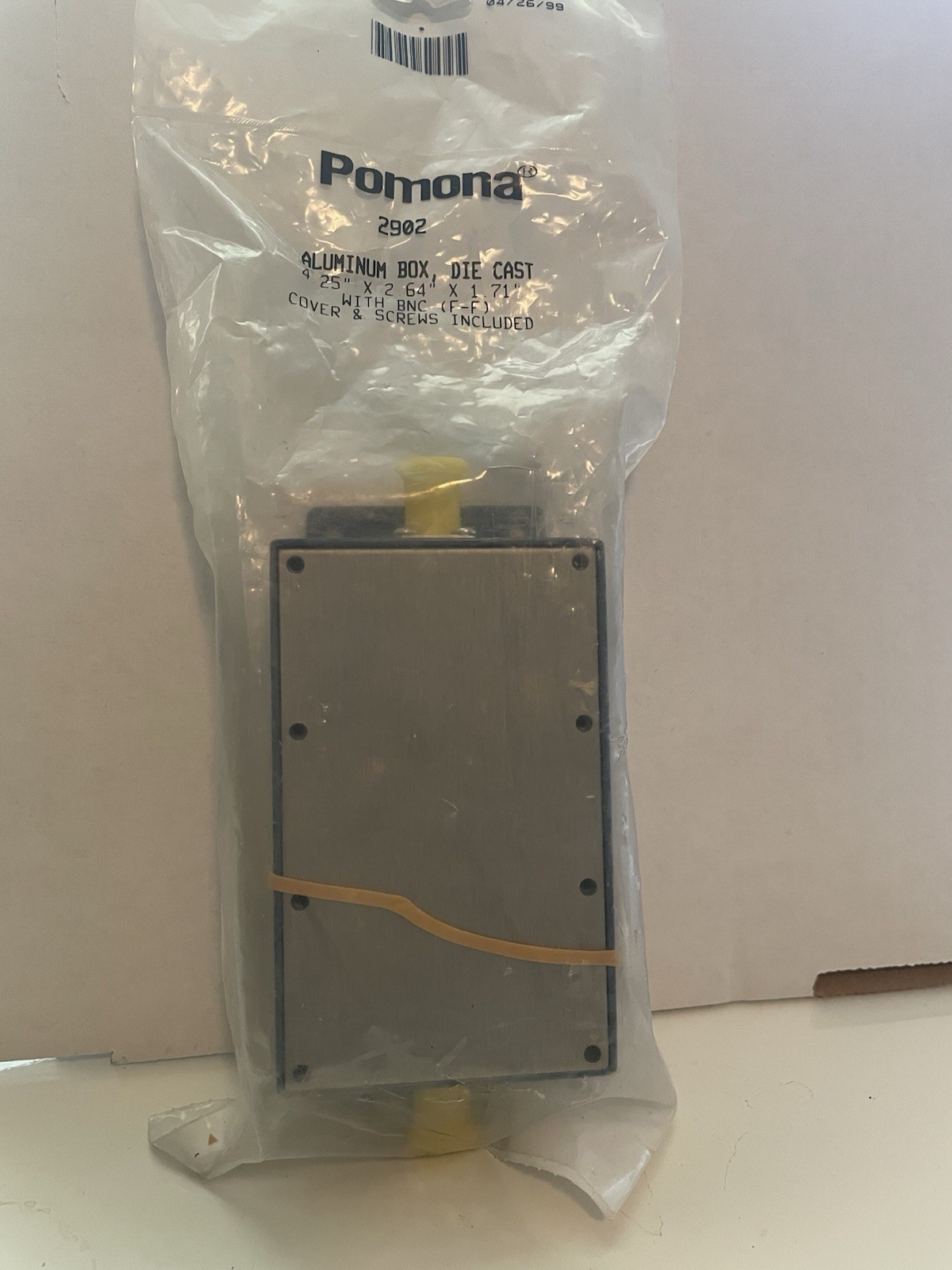 Pomona 2902 Die-cast Aluminum Box With BNC Female Female – NOS Sealed