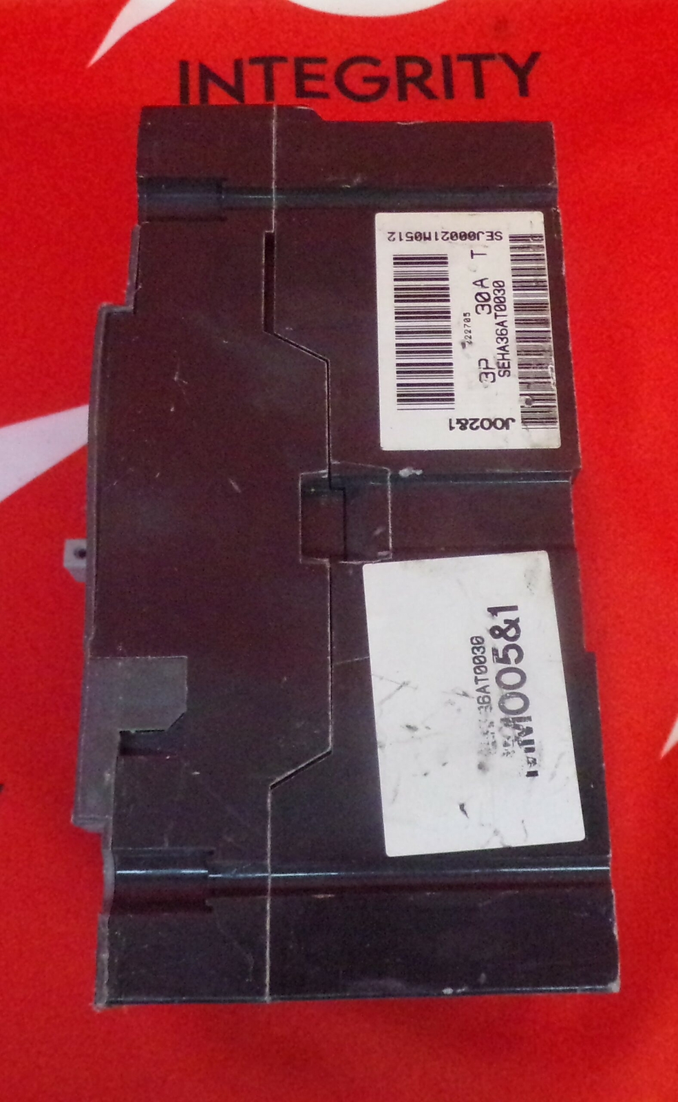 GE CIRCUIT BREAKER SEHA36AT0030 SPECTRA SERIES 30A 600V 3P W/ SRPE30A TRIP 1YR W