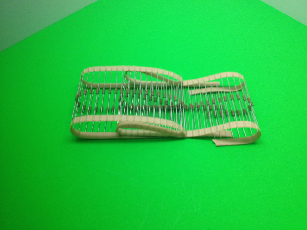 499 Ohm 1/4 Watt 1% Metal Film Resistor Lot of 100 Pieces (271-499-RC)