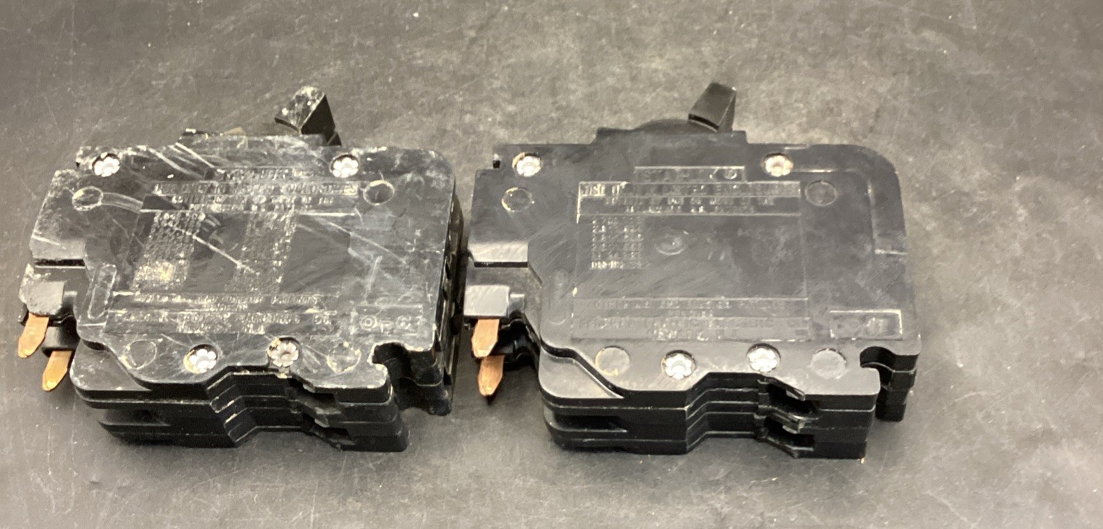 Lot Of 2 Used NA240 FPE Federal Pacific 40 Amp 2 Pole Stab-Lok Chipped