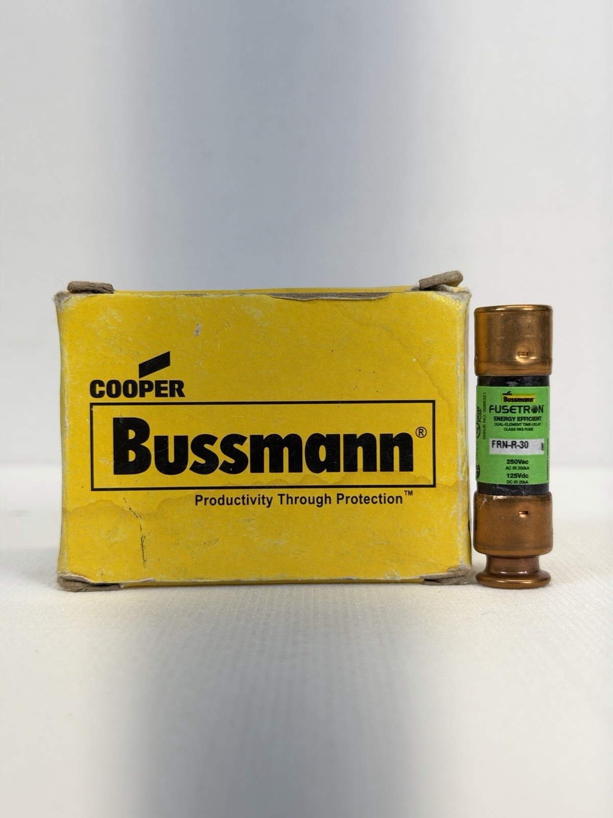 NIB – Bussmann FRN-R-200 – Fusetron, Class RK5, Dual Element, 200A. (PACK OF 10)