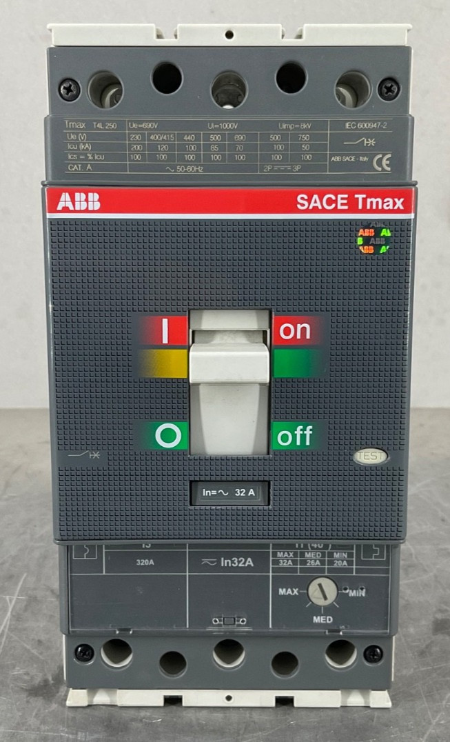 ABB T4L032TW TMAX CIRCUIT BREAKER 32 A 3P 690V IEC TMA 20-32A 250A FRAME NEW
