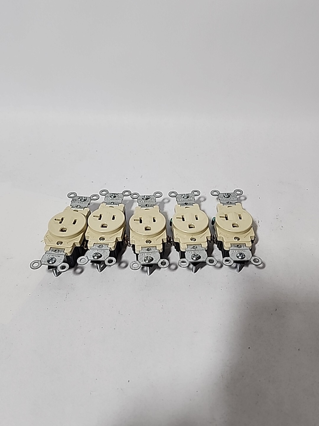 Lot 5 Hubbell HBL5269C AC Female Edison NEMA 5-15R Receptacle 15A 125V Connect