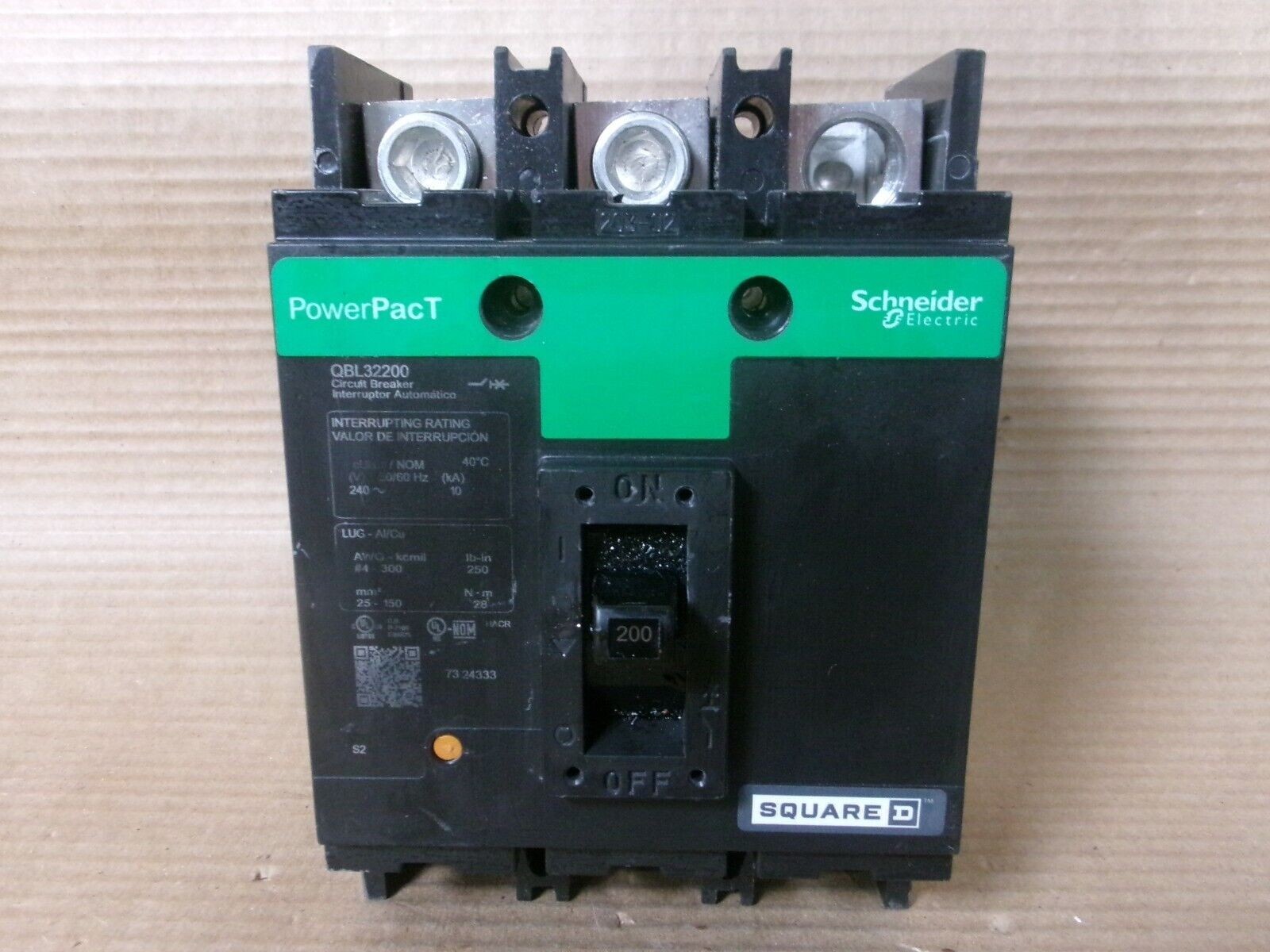 New Square D QBL QBL32200 3 Pole 200 Amp 240V Silk Circuit Breaker flaw #22