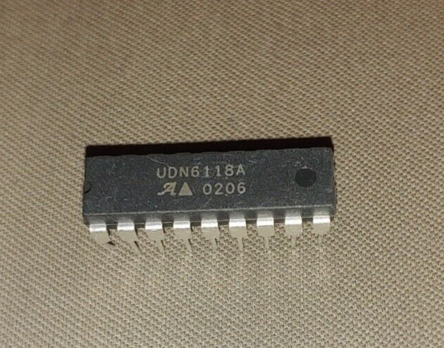 5pcs UDN6118A UDN6118 DIP-18 DISPLAY DRIVER IC, USA Stock Fast Free Shipping