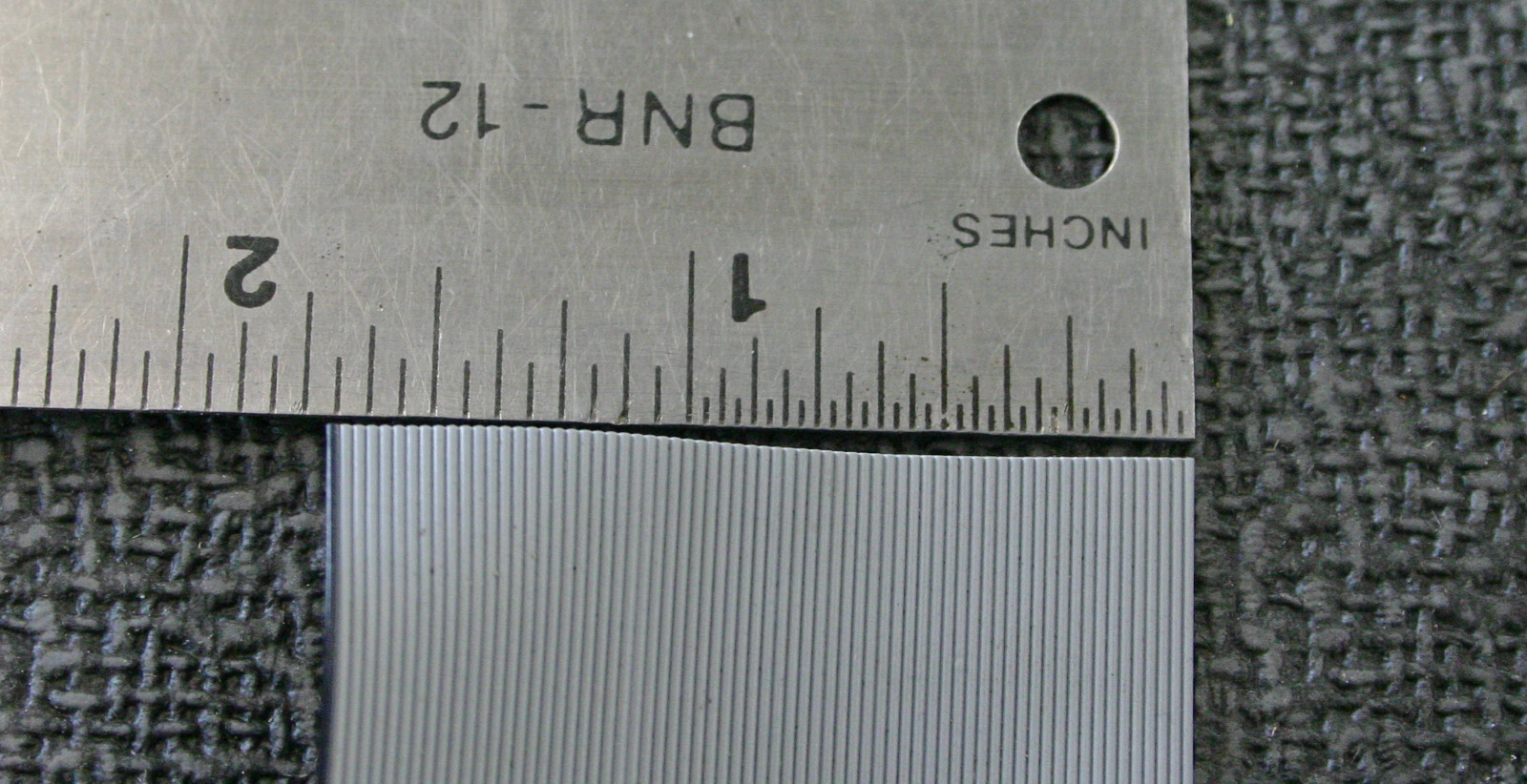10′ Amphenol Spectra-Strip 191-3005-068 .025″ 68 Conductor Ribbon Cable SCSI 3