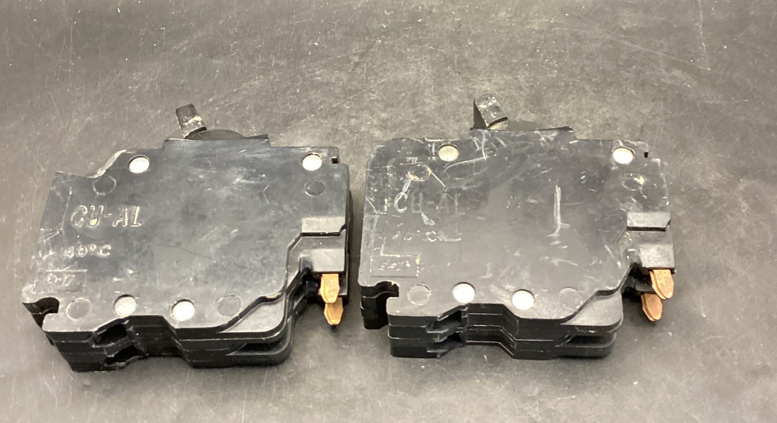 Lot Of 2 Used NA240 FPE Federal Pacific 40 Amp 2 Pole Stab-Lok Chipped