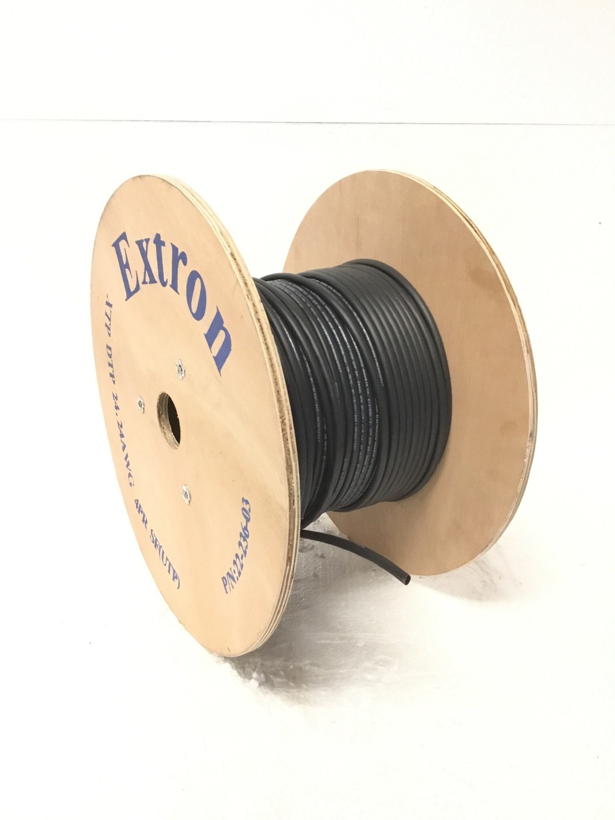 Extron XTP DTP 24 22-236-03 24AWG Non-Plenum Cable ~350ft Approx. FREE SHIPPING