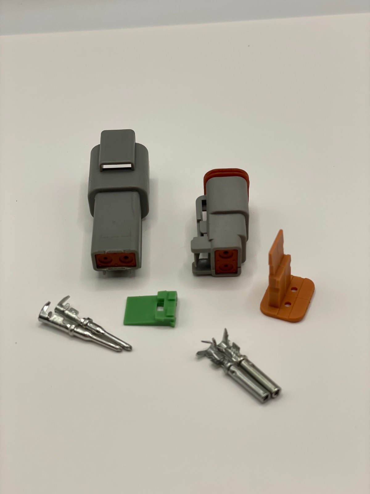 Deutsch DT06-2s DT04-2p for 14-18 AWG Wire Waterproof Connector 2 Pins