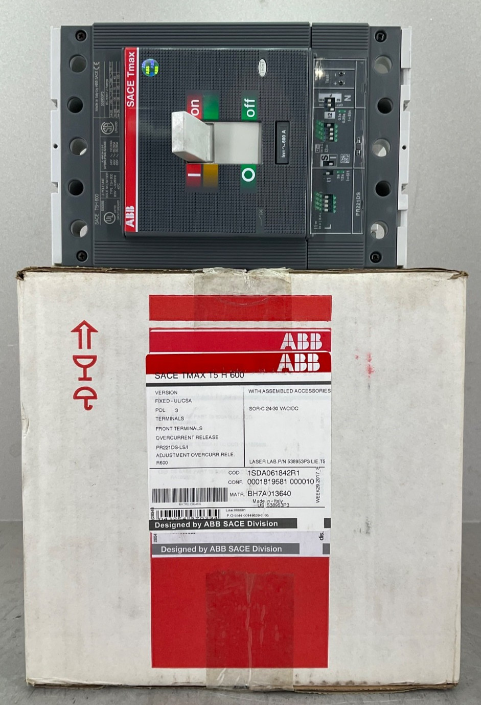 ABB T5H600BWS TMAX CIRCUIT BREAKER 600 A 600V 3P PR221DS LS/I SOR-C-24-30V NEW