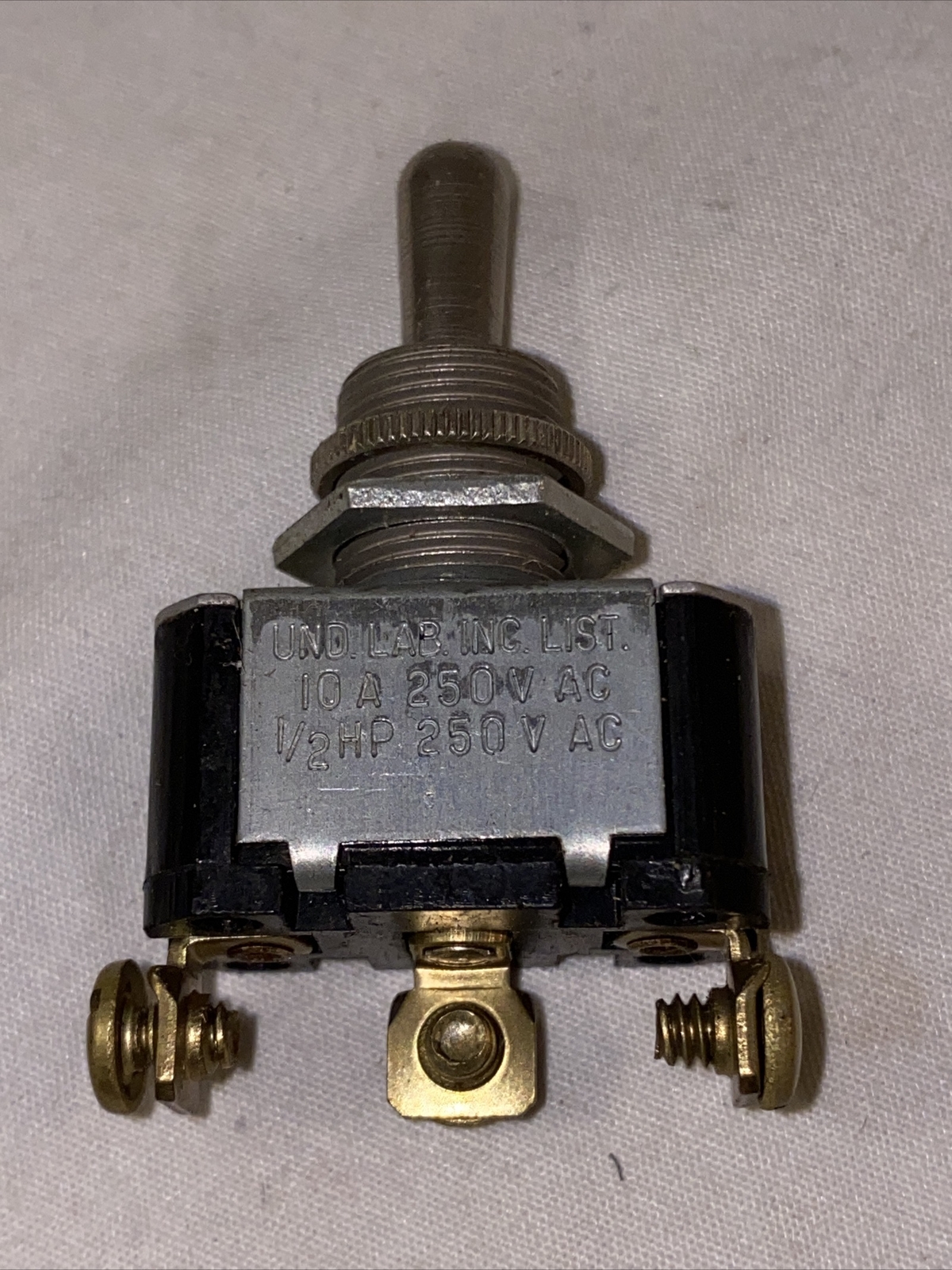 C-H Eaton SPST Momentary ON-OFF-ON Toggle Switch 10A@250VAC