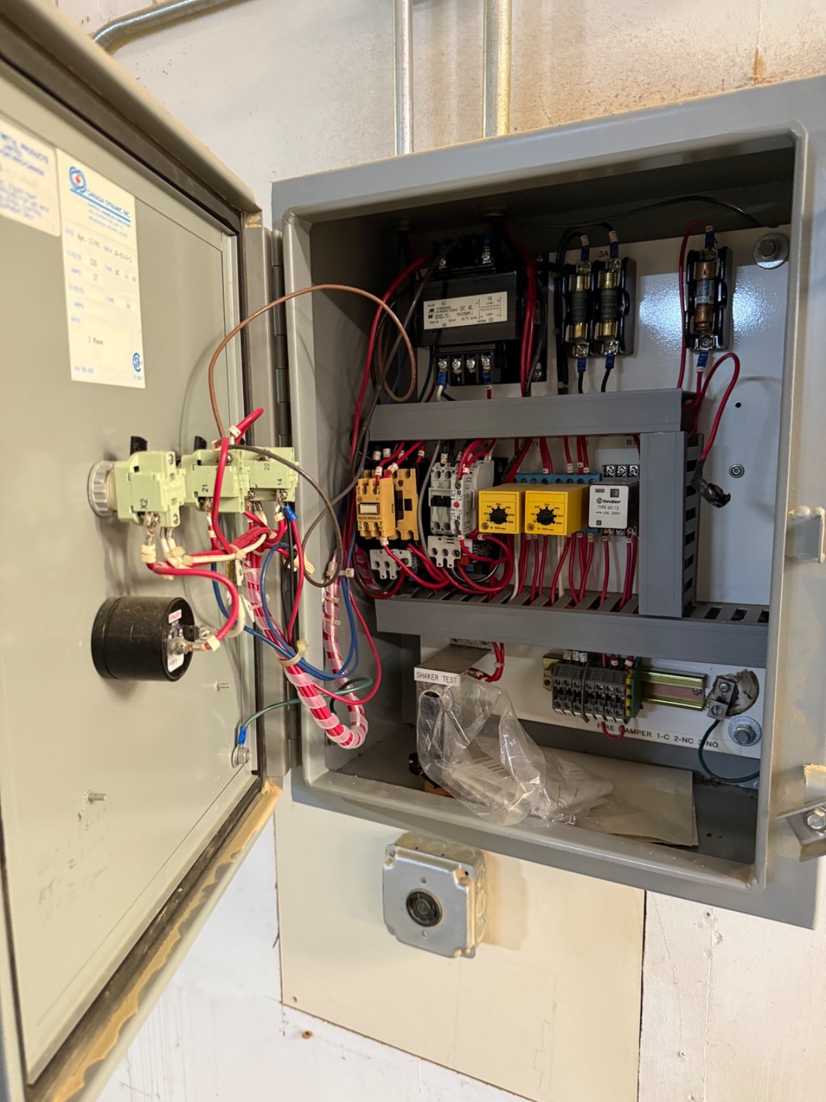 😏HOFFMAN INDUSTRIAL CONTROL PANEL ENCLOSURE NEMA TYPE 4/4X/2/13 A864CHSCFG